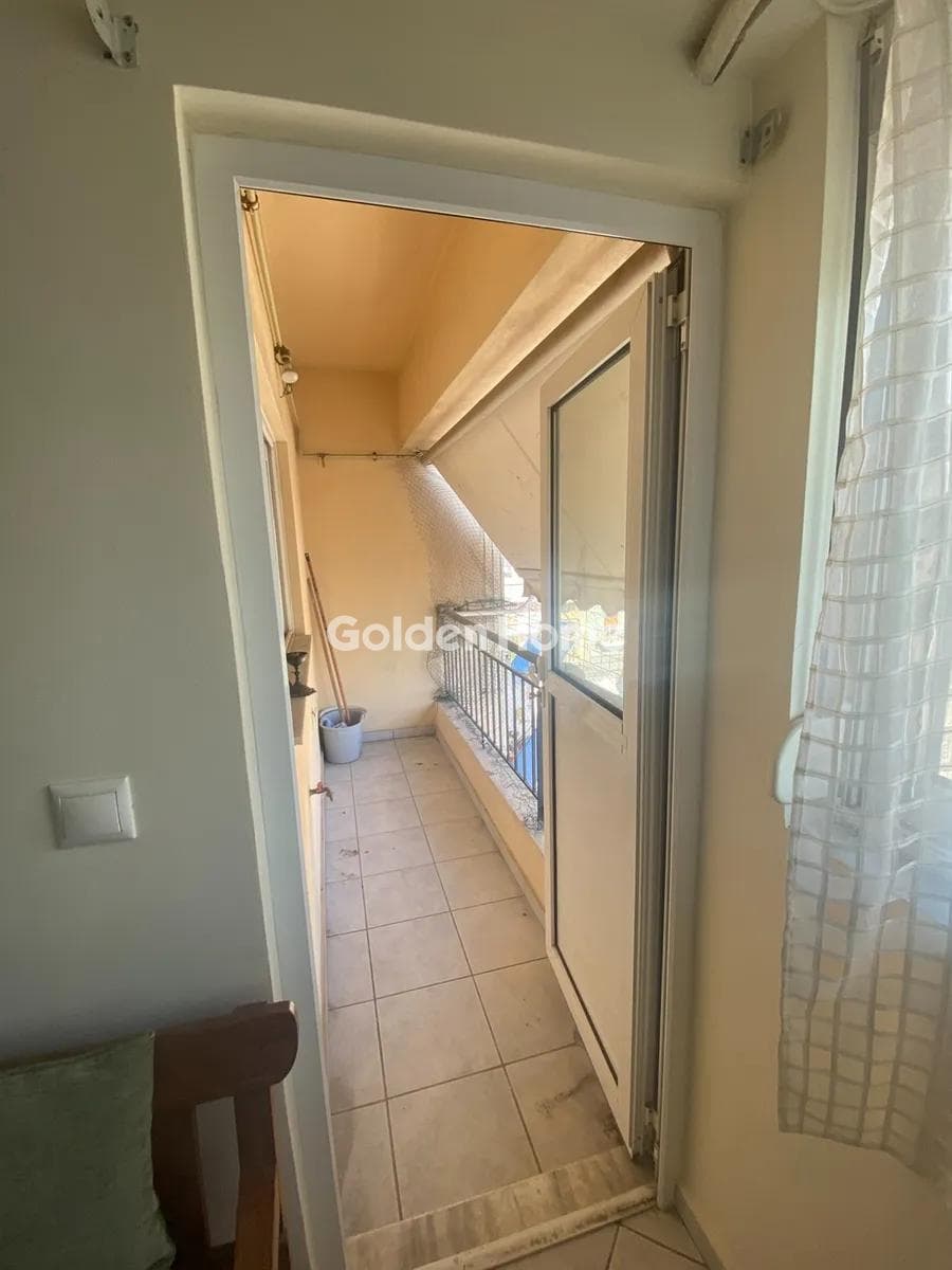 Apartment in Evaggelistria, Nikaia — Photo 15 of 17
