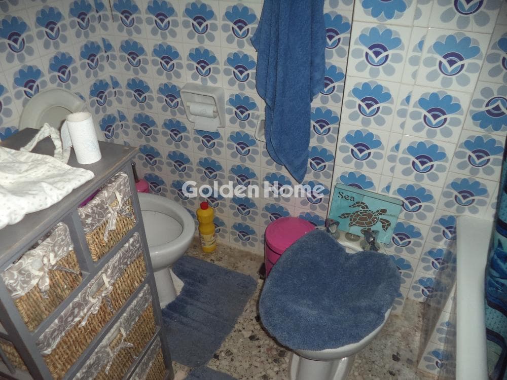 Apartment in Center, Aigio — Photo 11 of 20