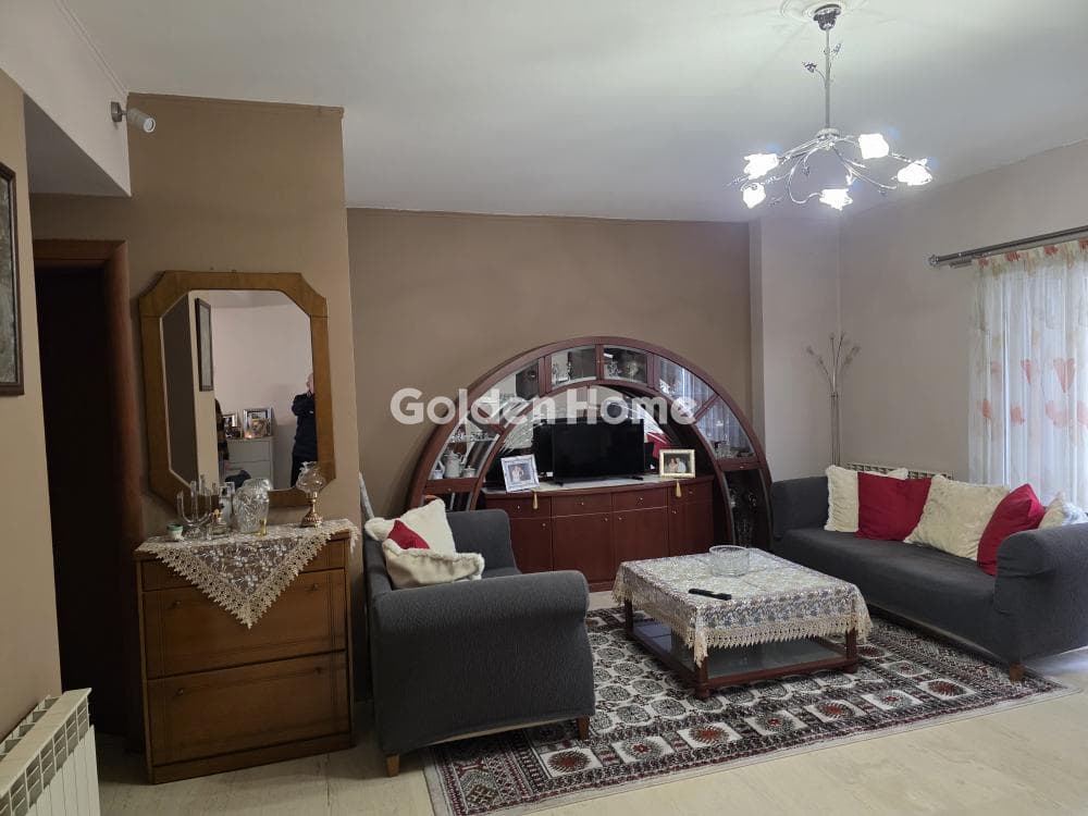Apartment in Agios Georgios, Nikaia — Photo 15 of 28