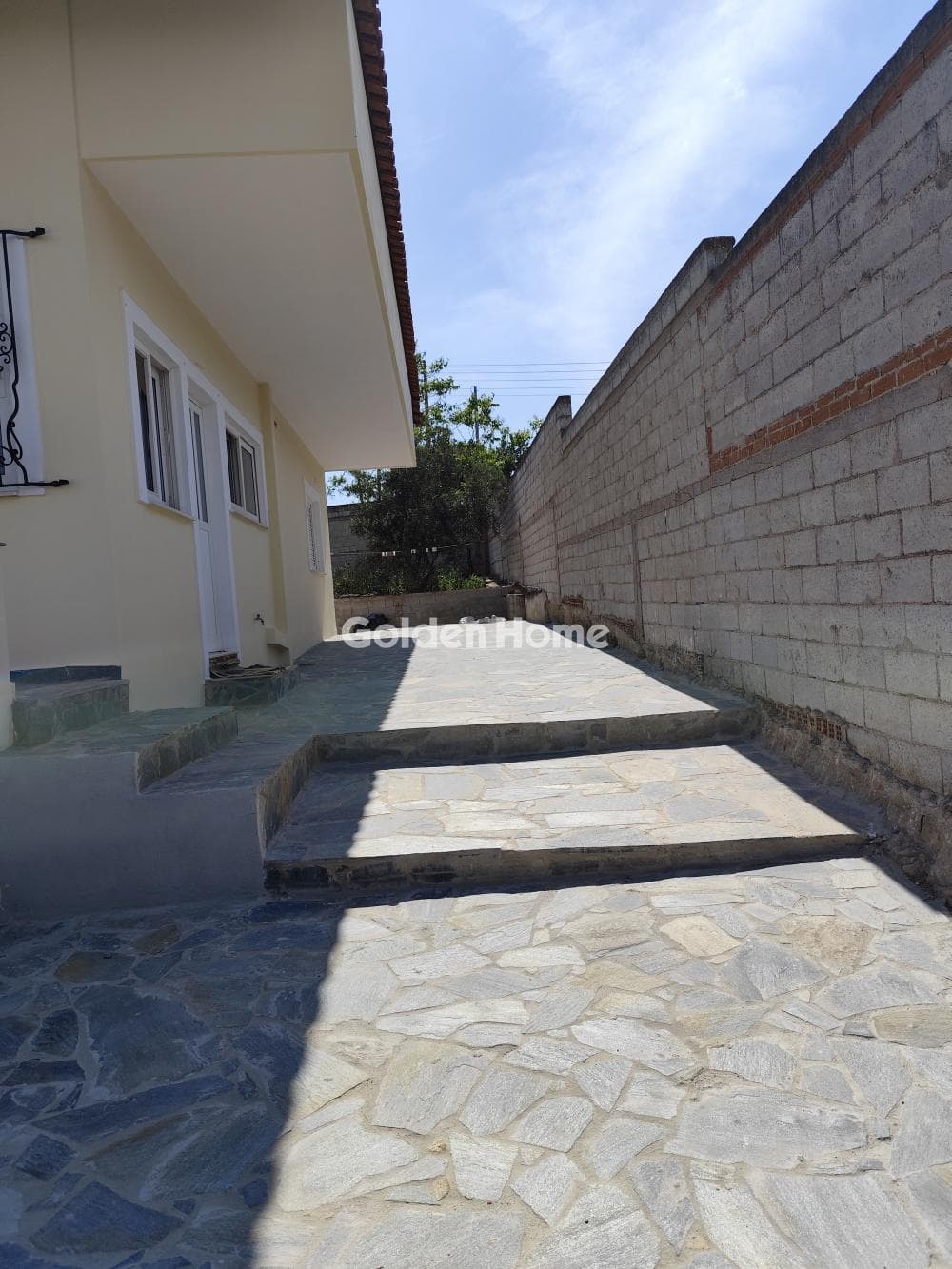 House in Kefleika, Kalivia Thorikou — Photo 9 of 12