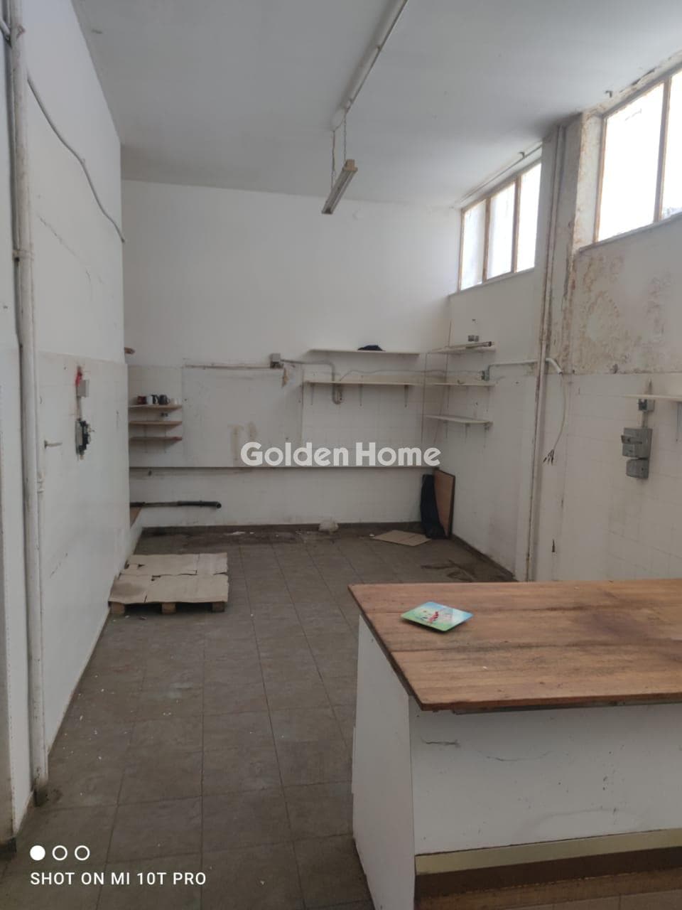 Retail Store in Ntamarakia, Aigaleo — Photo 7 of 7
