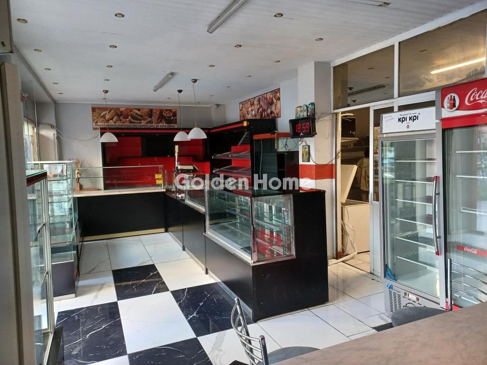 Retail Store in Neapoli, Nikaia — Photo 7 of 7