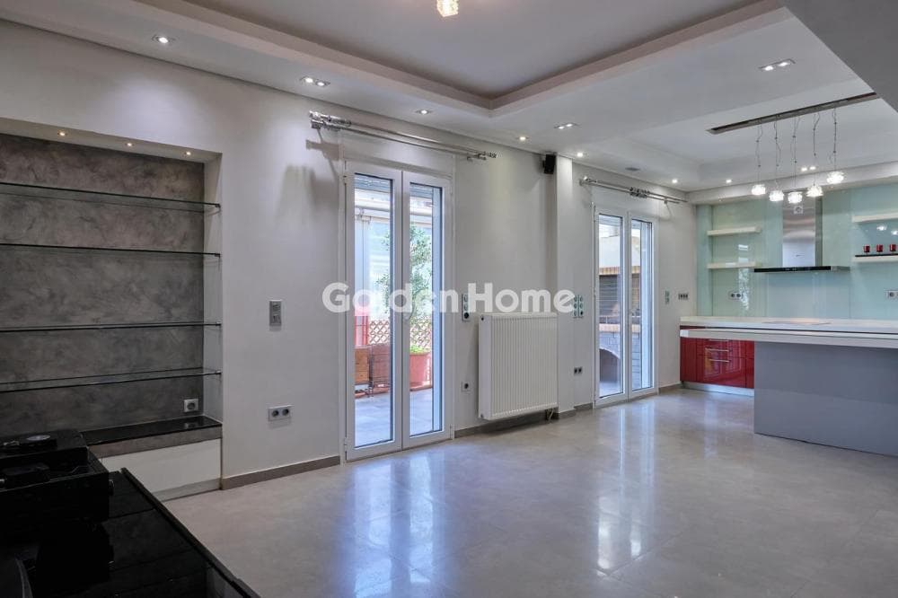 Apartment in Exarcheia, Exarchia - Neapoli — Photo 3 of 15
