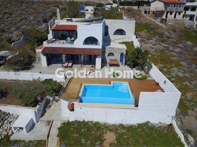 House in Mikrolimano, Lavrio — Photo 43 of 46
