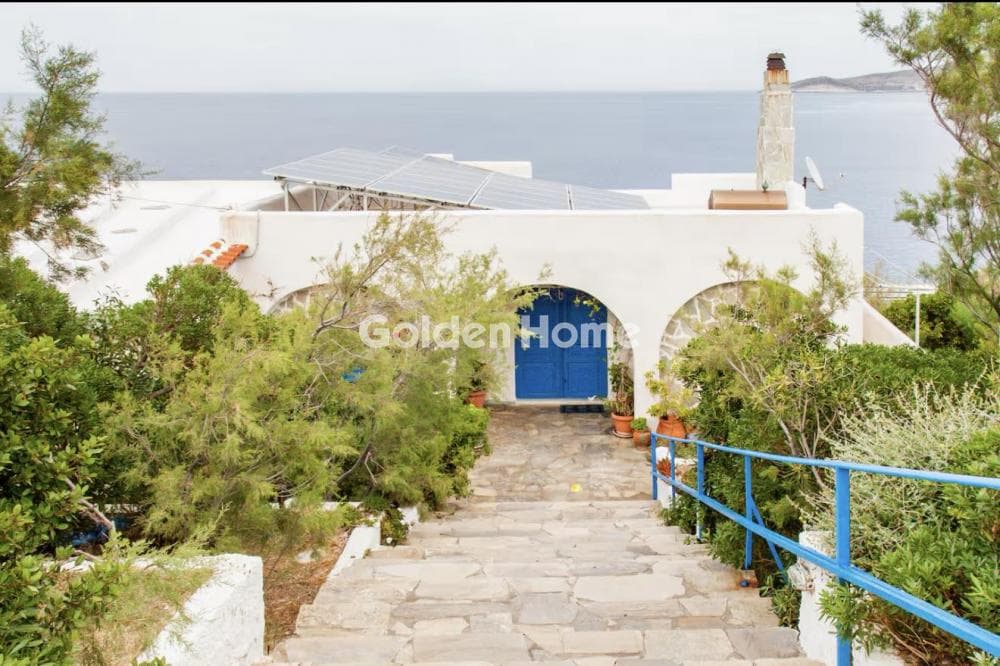 House in Mikrolimano, Lavrio — Photo 27 of 46