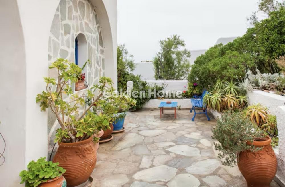 House in Mikrolimano, Lavrio — Photo 26 of 46