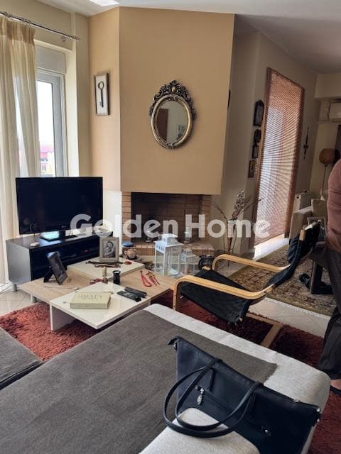 Apartment in Soros, Marousi — Photo 1 of 9