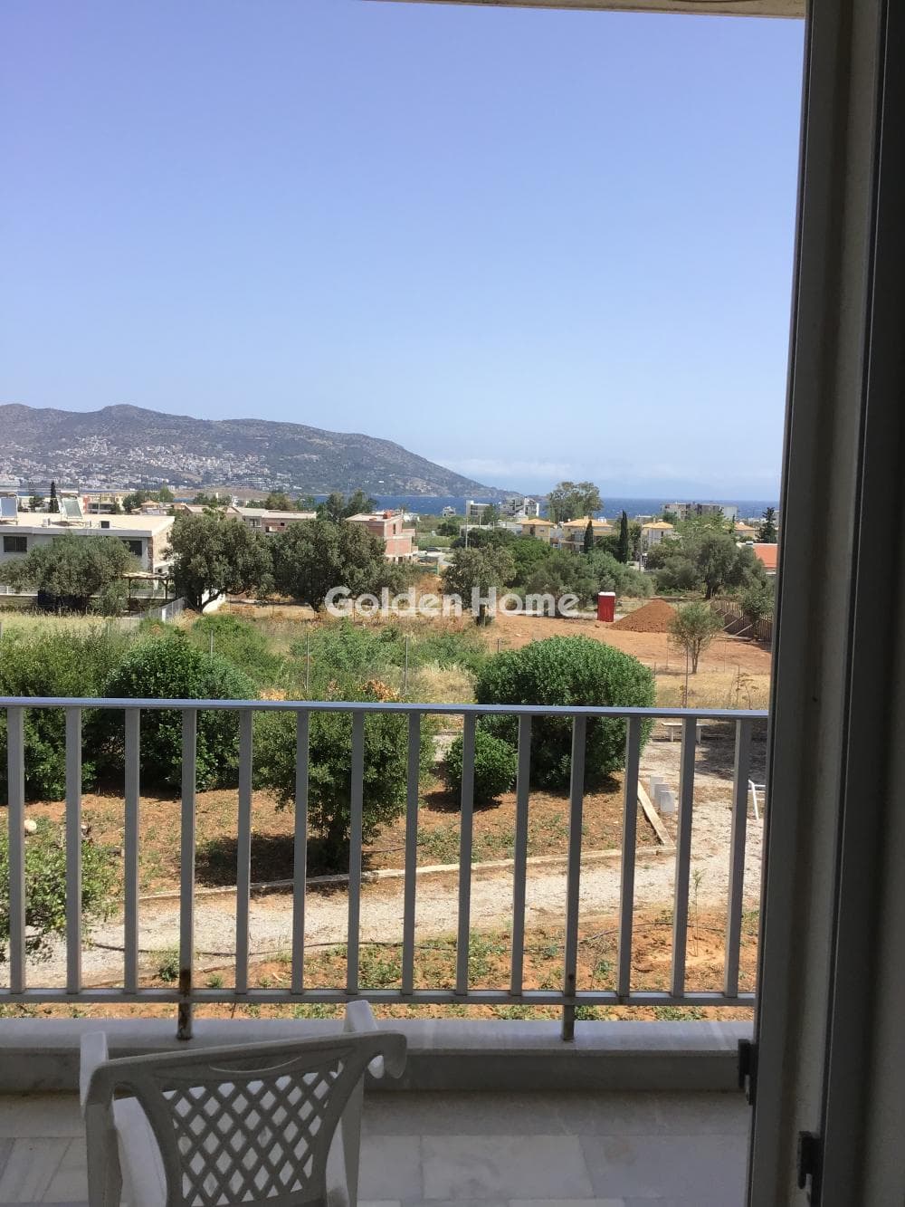 Apartment in Porto Rafti, Vravrona — Photo 1 of 11