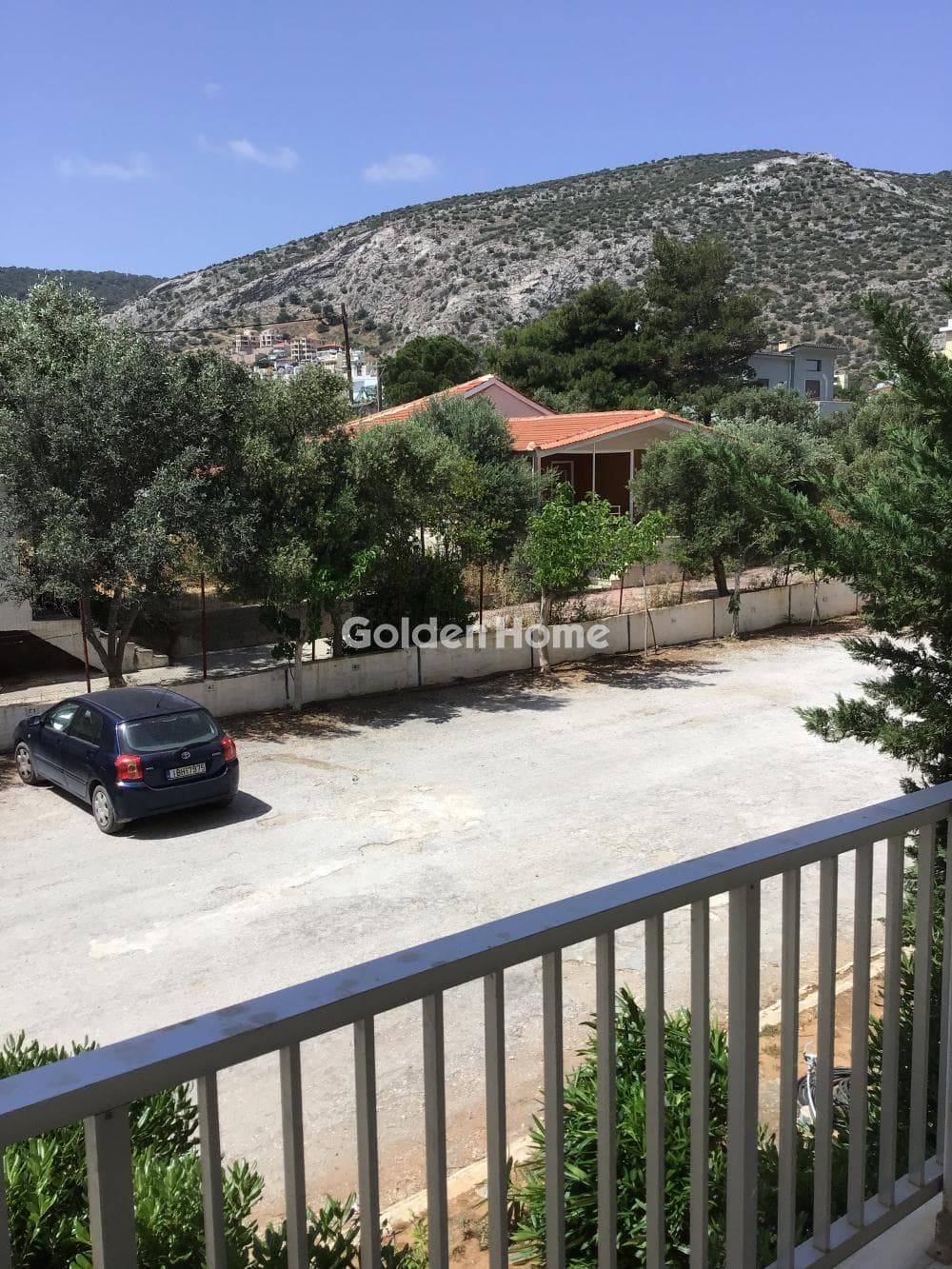 Apartment in Porto Rafti, Vravrona — Photo 2 of 11