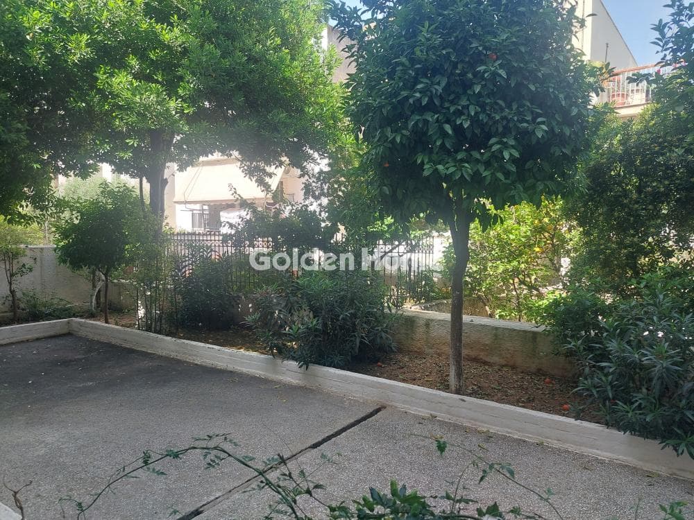 Apartment in Agia Marina, Ilioupoli — Photo 1 of 13