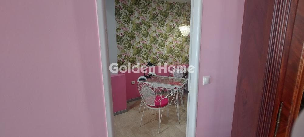 Retail Store in Vlachou, Nea Ionia — Photo 16 of 21