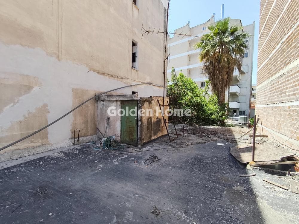 Οικόπεδο στην Καμίνια, Πειραιάς — Φωτογραφία 1 από 5