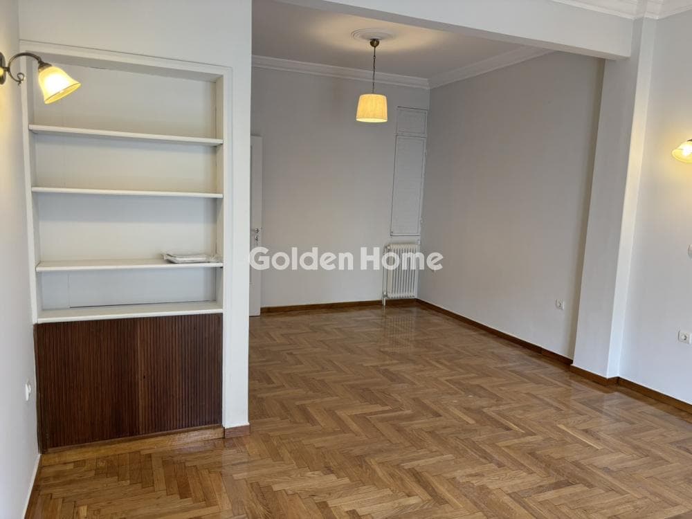 Apartment in Plateia Vathis, Kentro — Photo 4 of 18