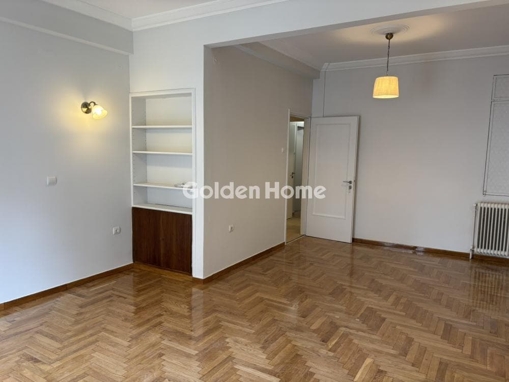 Apartment in Plateia Vathis, Kentro — Photo 3 of 18