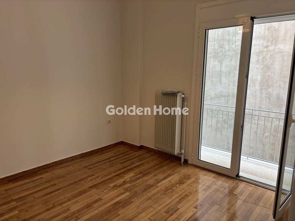 Apartment in Plateia Vathis, Kentro — Photo 6 of 18