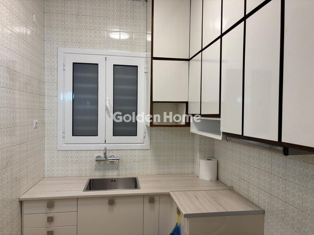 Apartment in Plateia Vathis, Kentro — Photo 13 of 18