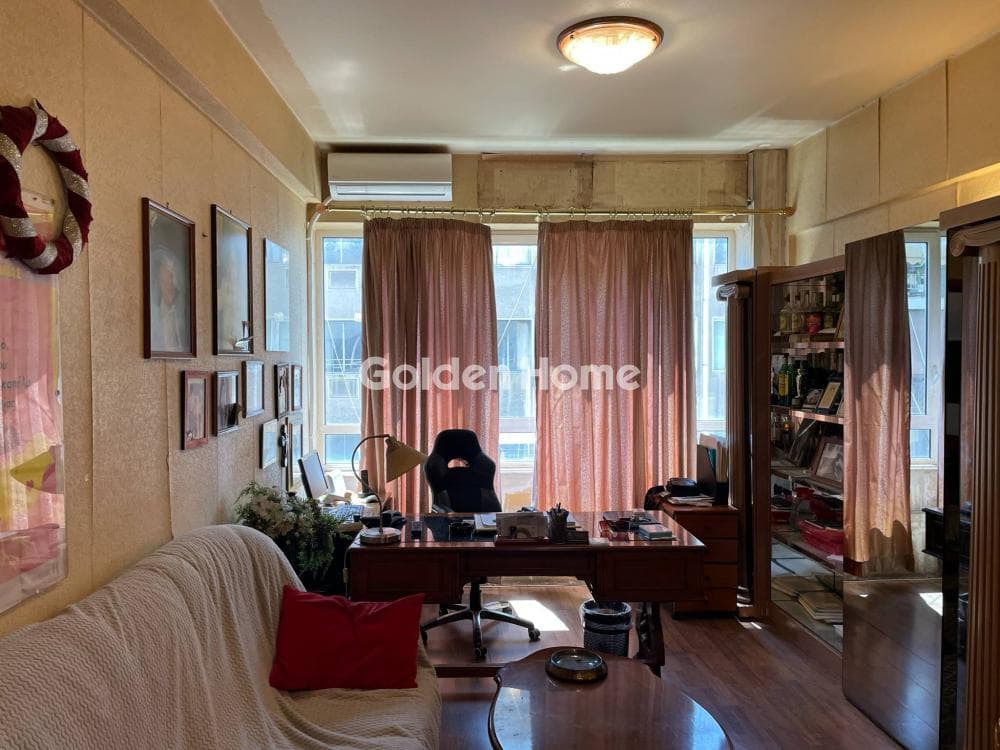 Office in Platia Koumoundourou, Kentro — Photo 6 of 16