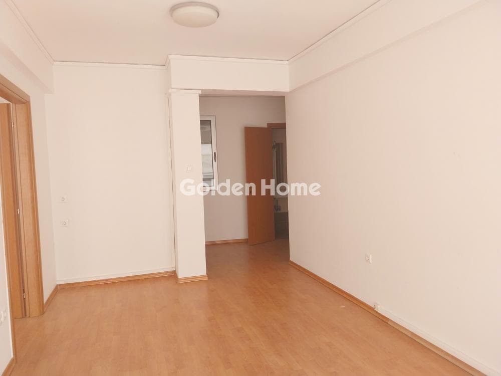 Office in Palia Vouli, Kentro — Photo 3 of 11