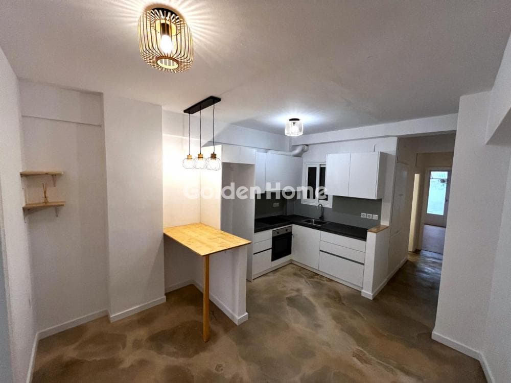 Apartment in Oria Imittou, Pagkrati — Photo 1 of 8