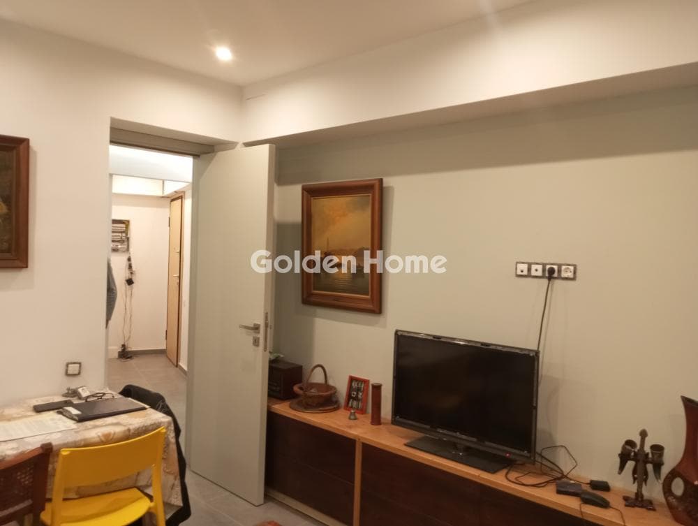 Apartment in Neo Pagkrati, Vironas — Photo 1 of 13