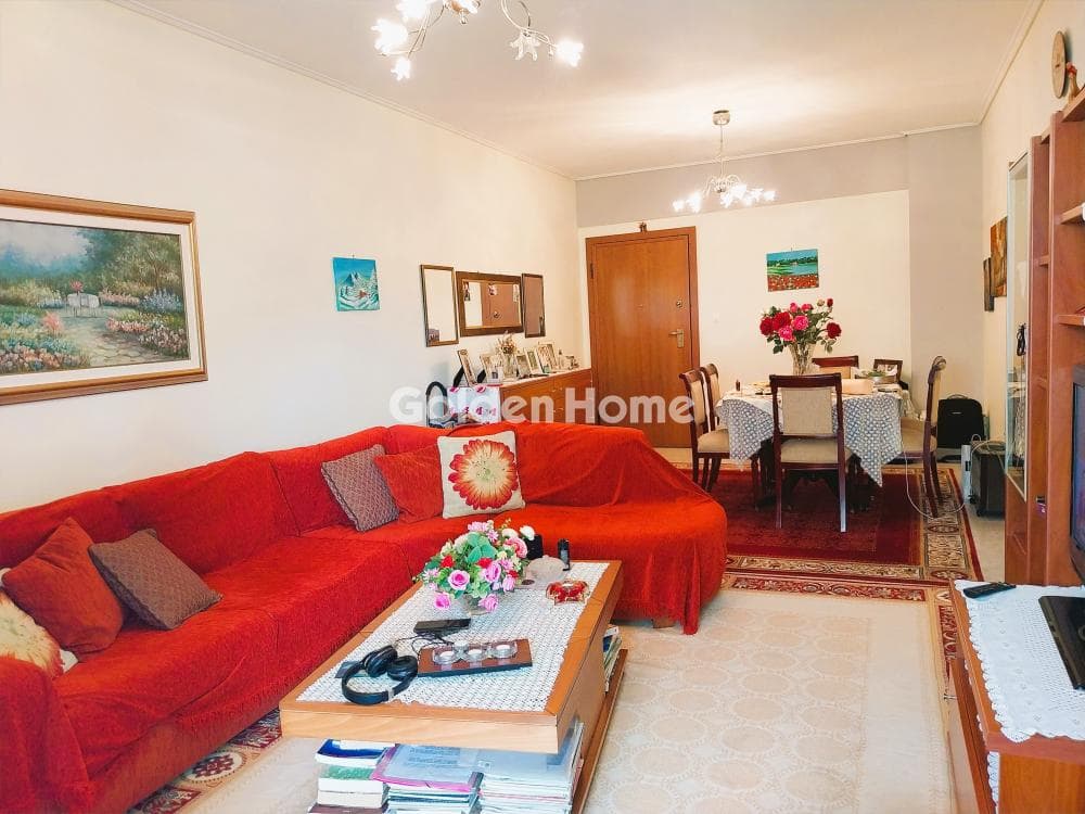 Apartment in Lazarou, Nea Ionia — Photo 1 of 25