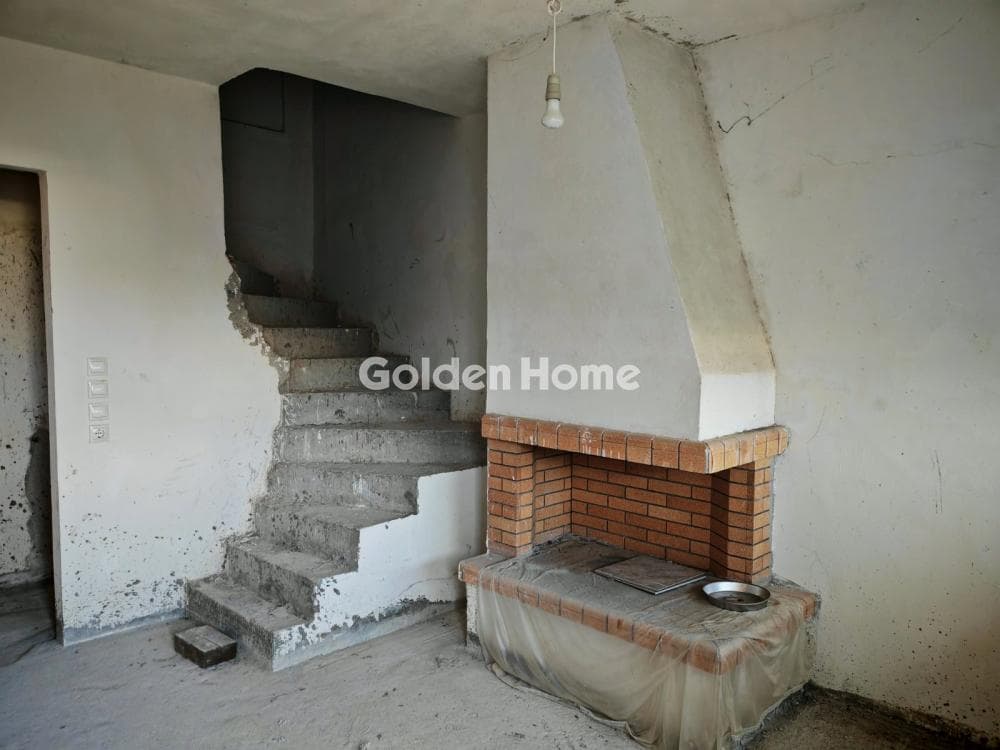 House in Nea Pallini, Pallini — Photo 1 of 7