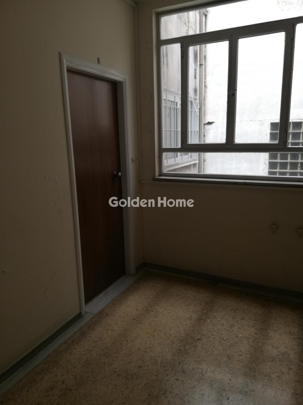 Office in Platia Kanigos, Exarchia - Neapoli — Photo 9 of 19