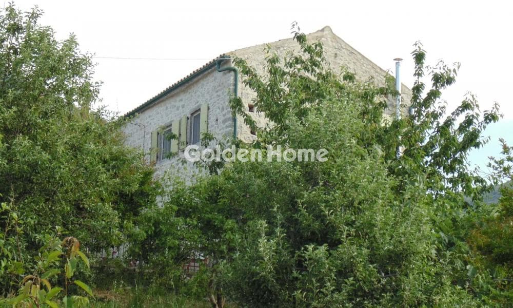 House in Kassiopi, Corfu — Photo 3 of 12