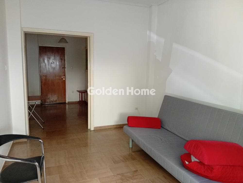 Apartment in akadimia Platonos, Kolonos - Kolokinthous — Photo 1 of 7