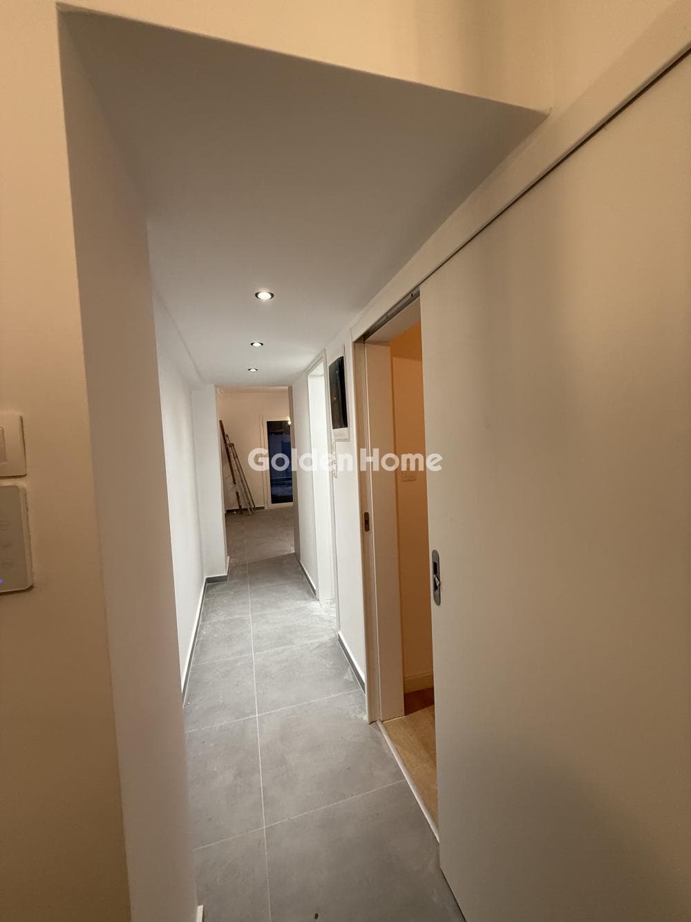 Apartment in Elinoroson, Goudi — Photo 18 of 40
