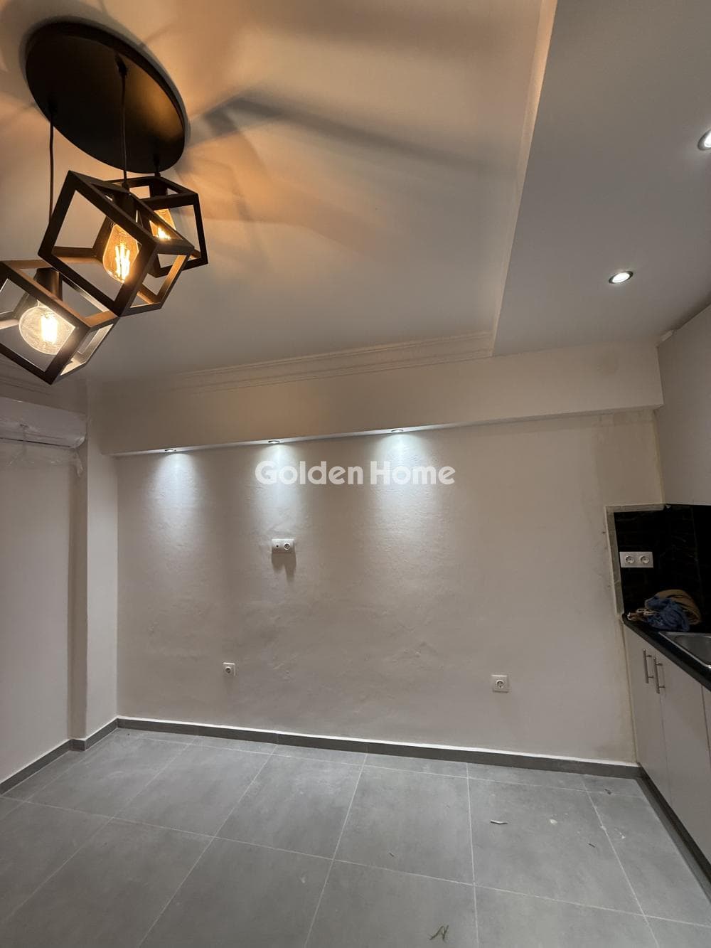 Apartment in Elinoroson, Goudi — Photo 30 of 40