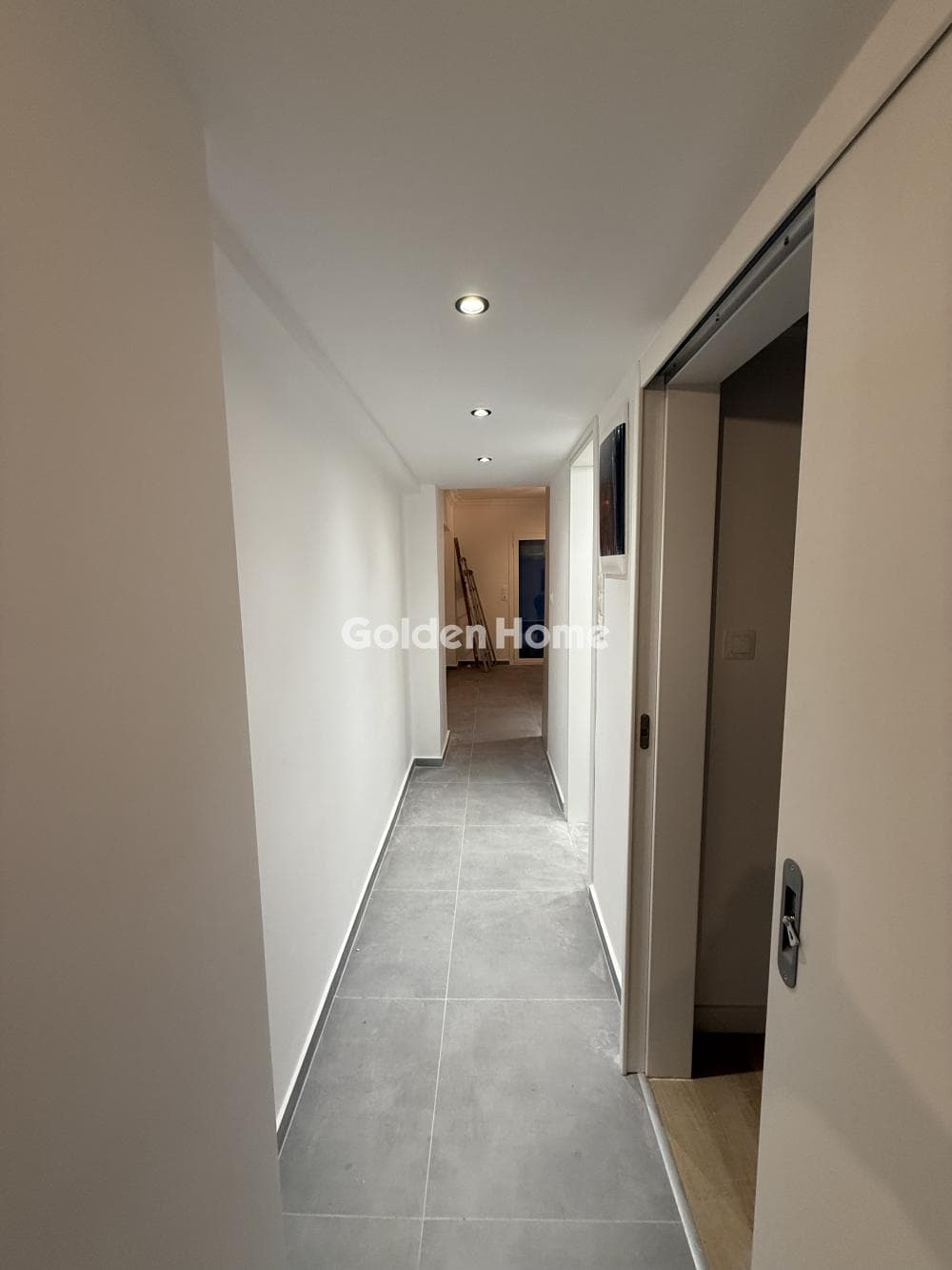 Apartment in Elinoroson, Goudi — Photo 1 of 40