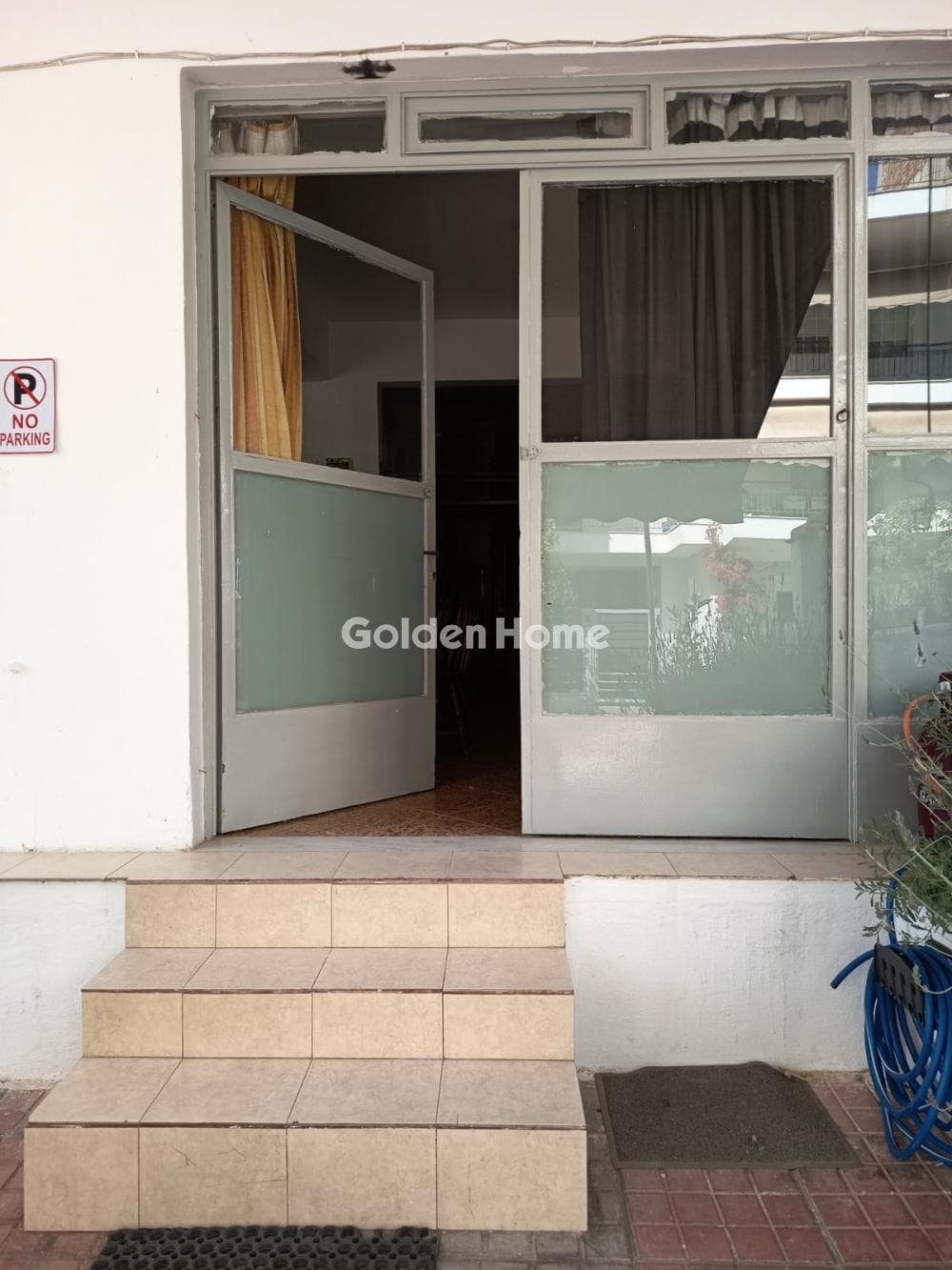Apartment in Pefka Verdi, Petroupoli — Photo 1 of 12