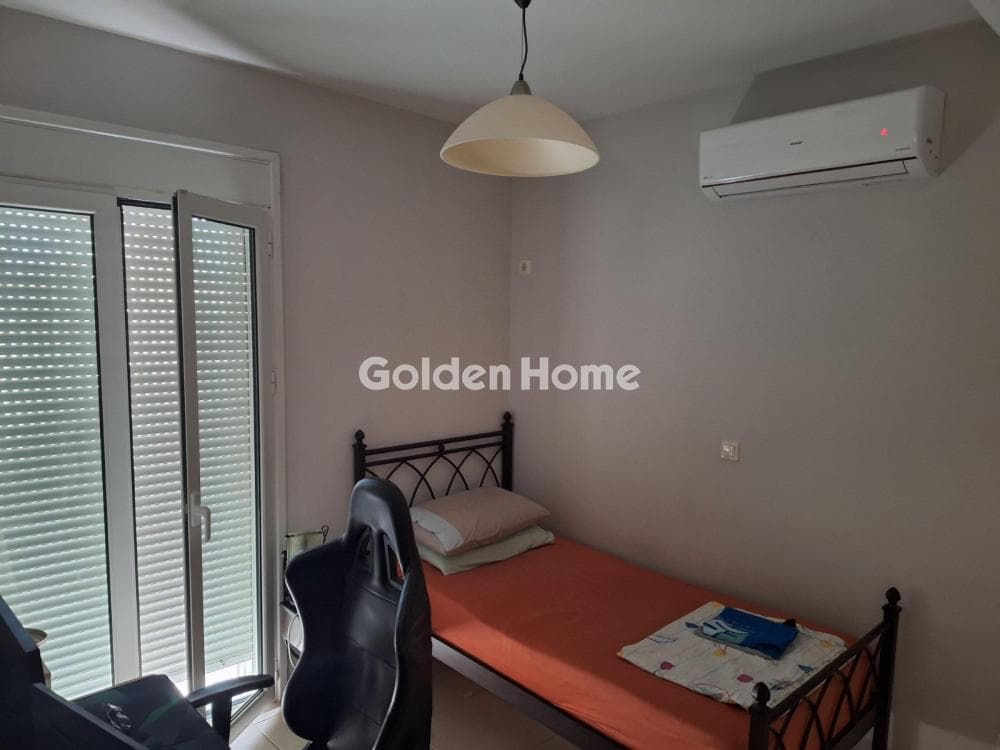 Apartment in Aspra Chomata, Nikaia — Photo 3 of 21