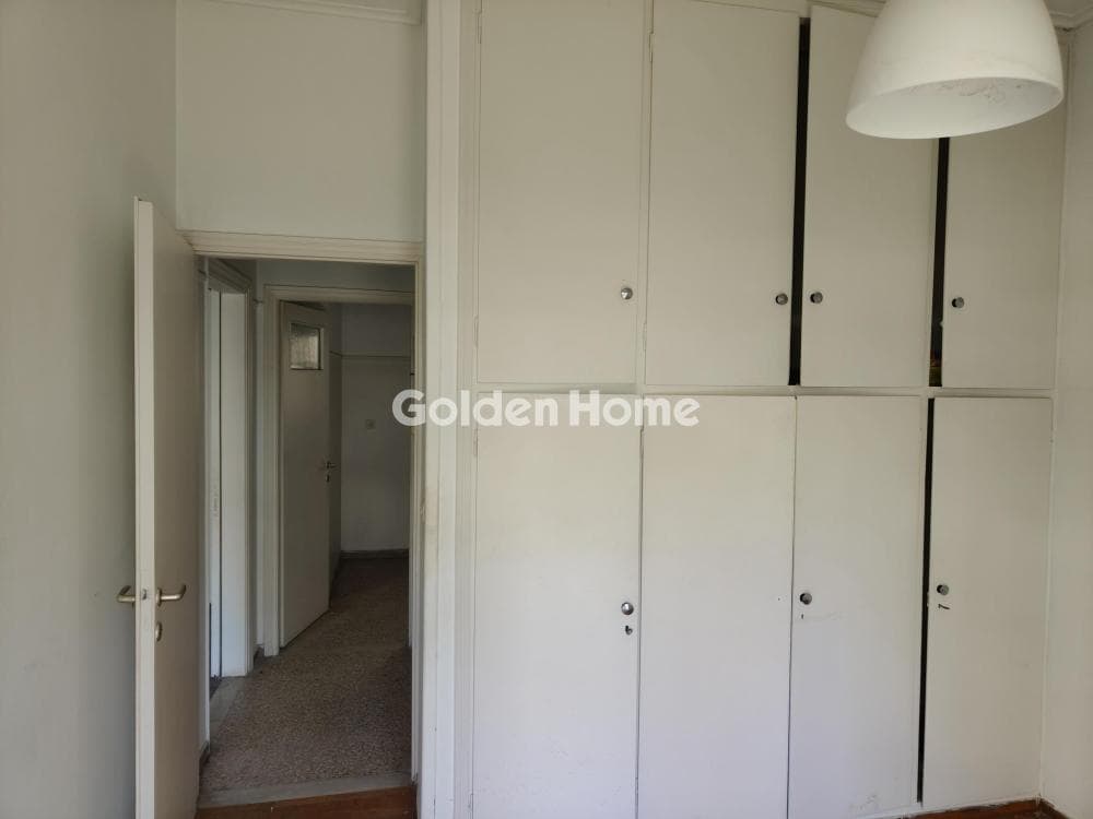 Apartment in Freattida, Piraeus — Photo 3 of 9