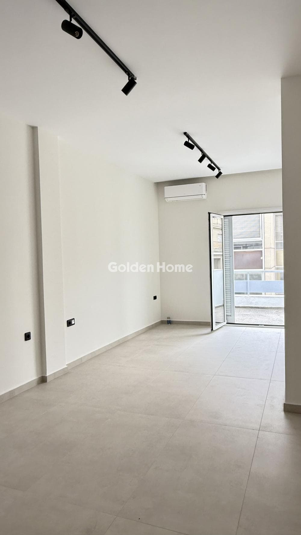 Apartment in Omonoia, Kentro — Photo 17 of 37