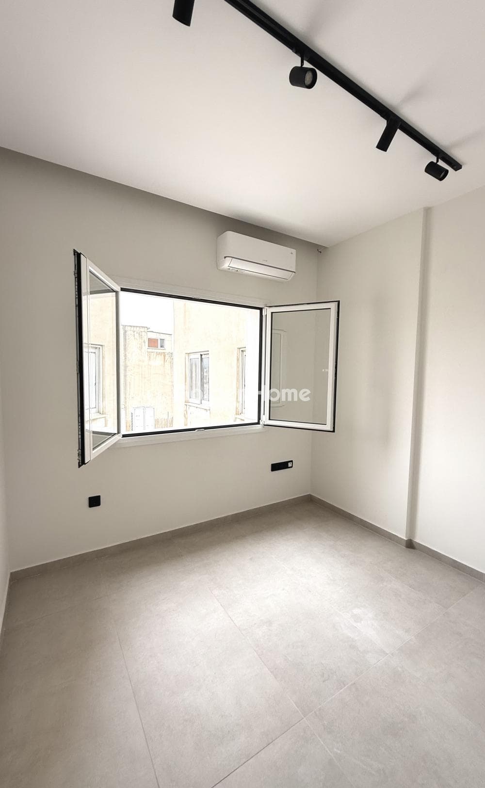 Apartment in Omonoia, Kentro — Photo 31 of 37