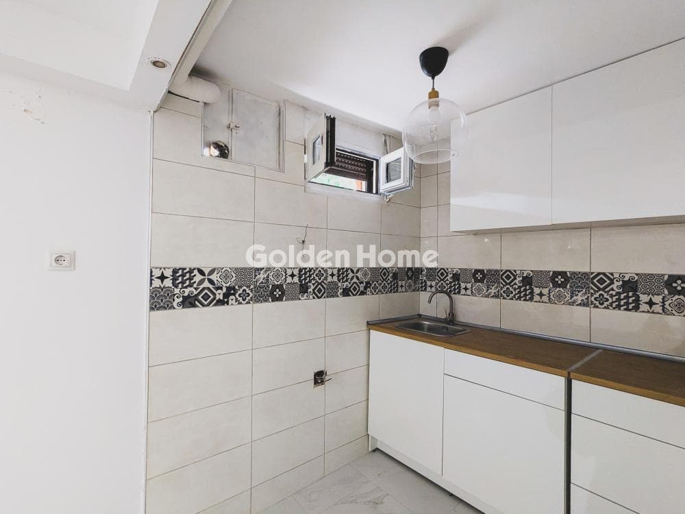 Apartment in Neo Pagkrati, Vironas — Photo 3 of 9