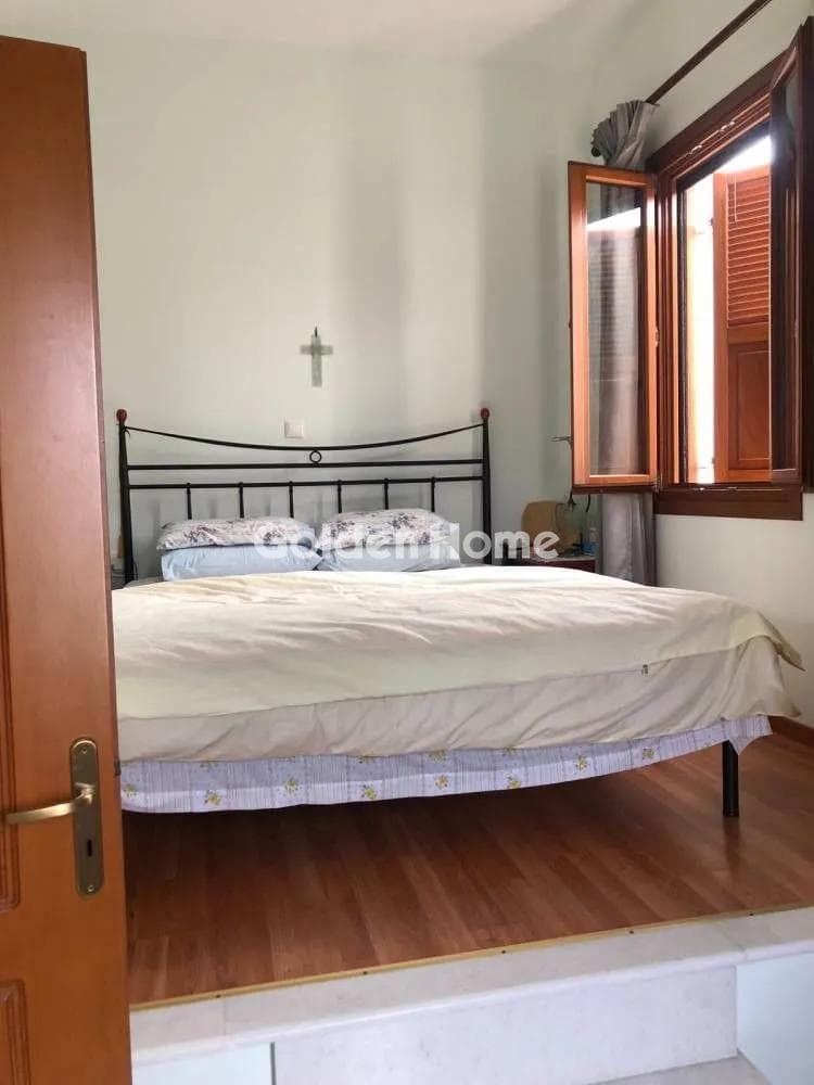Μονοκατοικία στην Ερμούπολη, Σύρος — Φωτογραφία 8 από 16