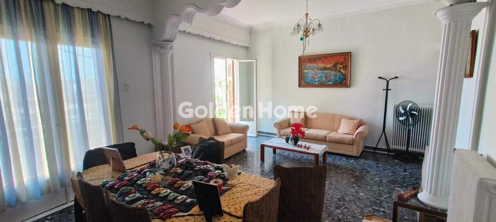 Apartment in Palaia Kokkinia, Piraeus — Photo 1 of 23