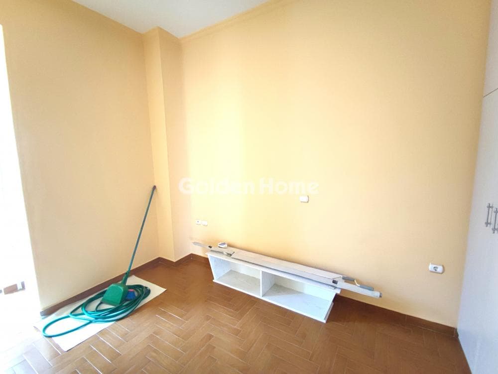 Apartment in Amfiali, Keratsini — Photo 15 of 23