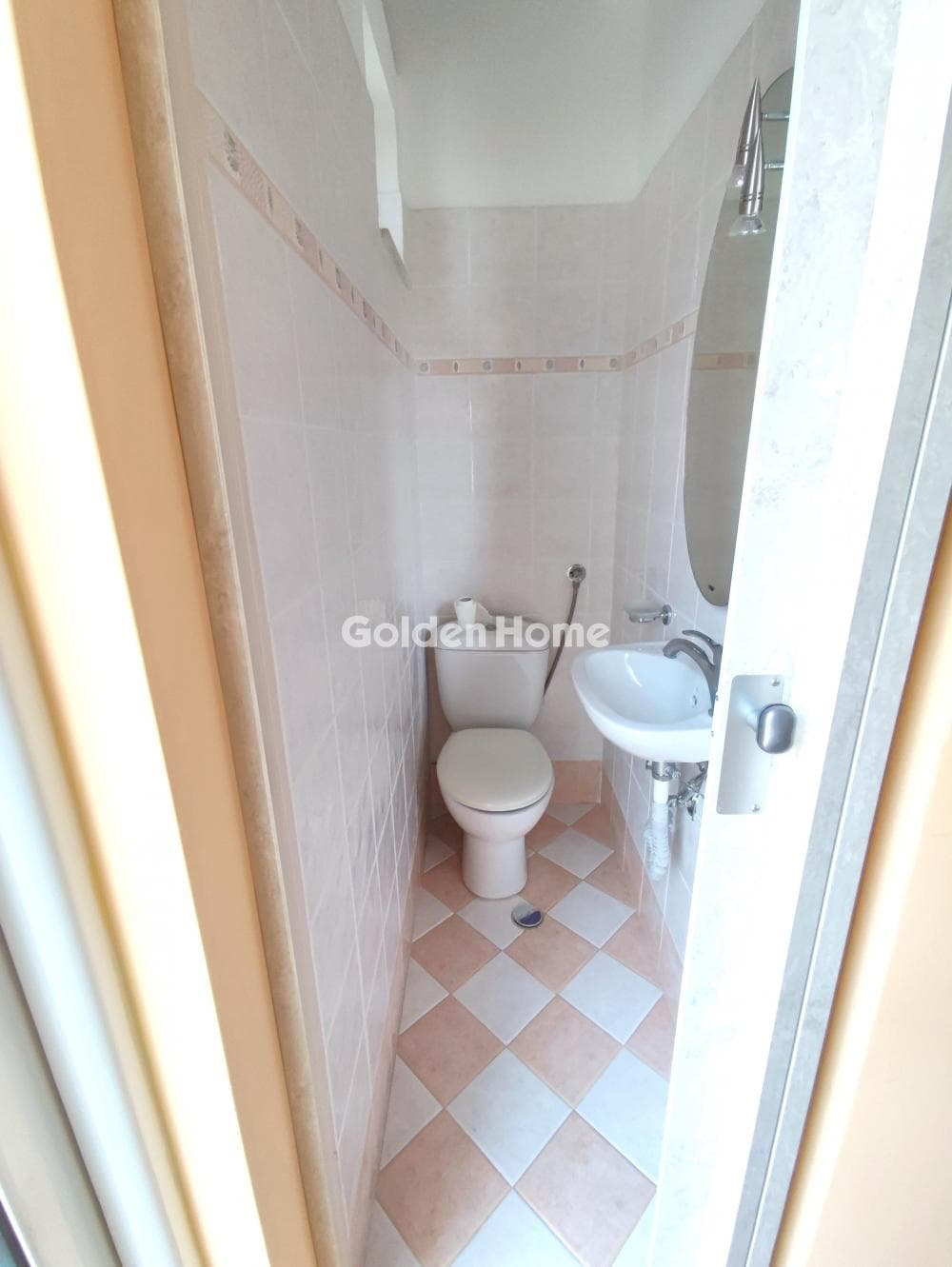Apartment in Amfiali, Keratsini — Photo 20 of 23