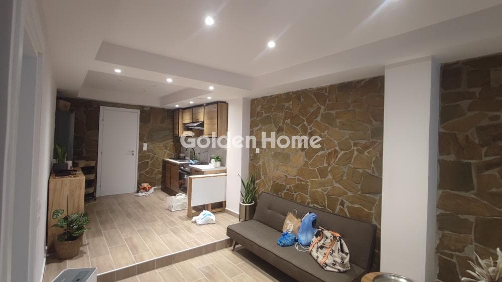 Apartment in Analipsi, Vironas — Photo 1 of 13