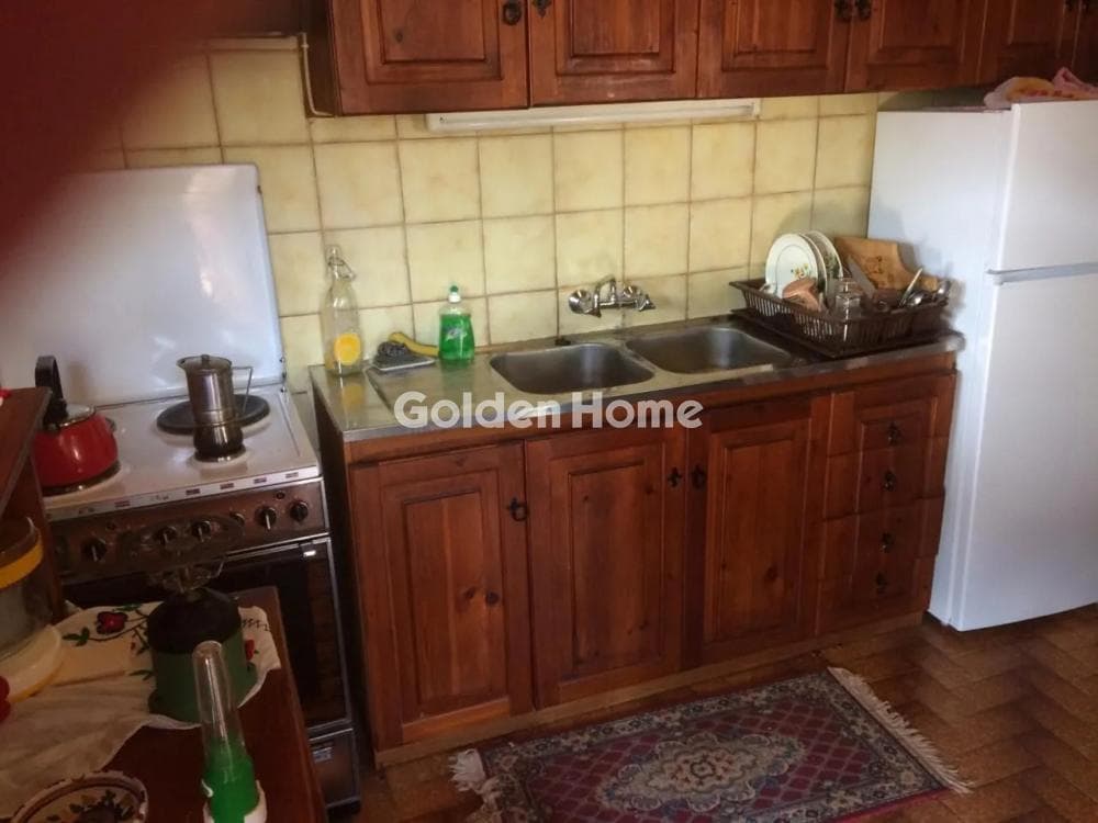 House in Milos, Kalavrita — Photo 6 of 22