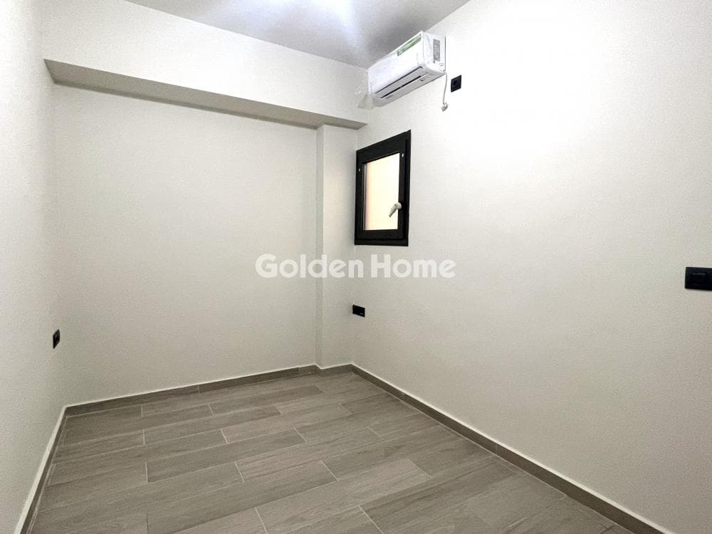 Apartment in Center, Neos Kosmos — Photo 4 of 8