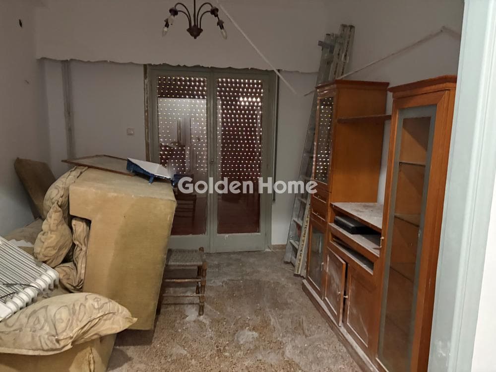 Apartment in Evaggelistria, Piraeus — Photo 2 of 11