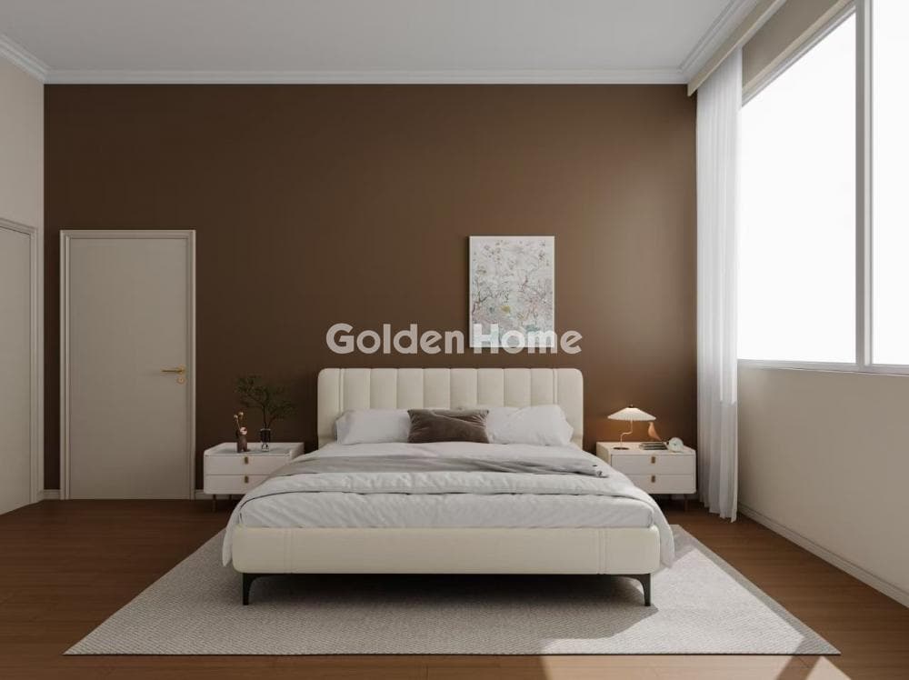 Apartment in Platia Koumoundourou, Kentro — Photo 1 of 4