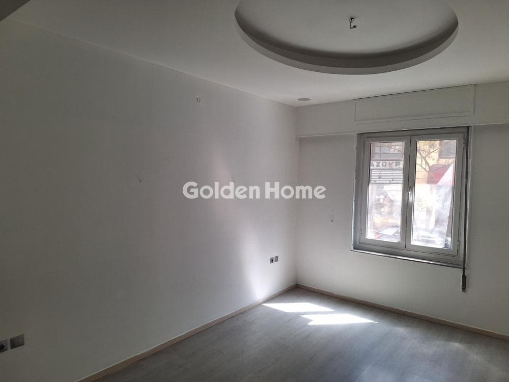 Apartment in Strefi, Exarchia - Neapoli — Photo 1 of 10