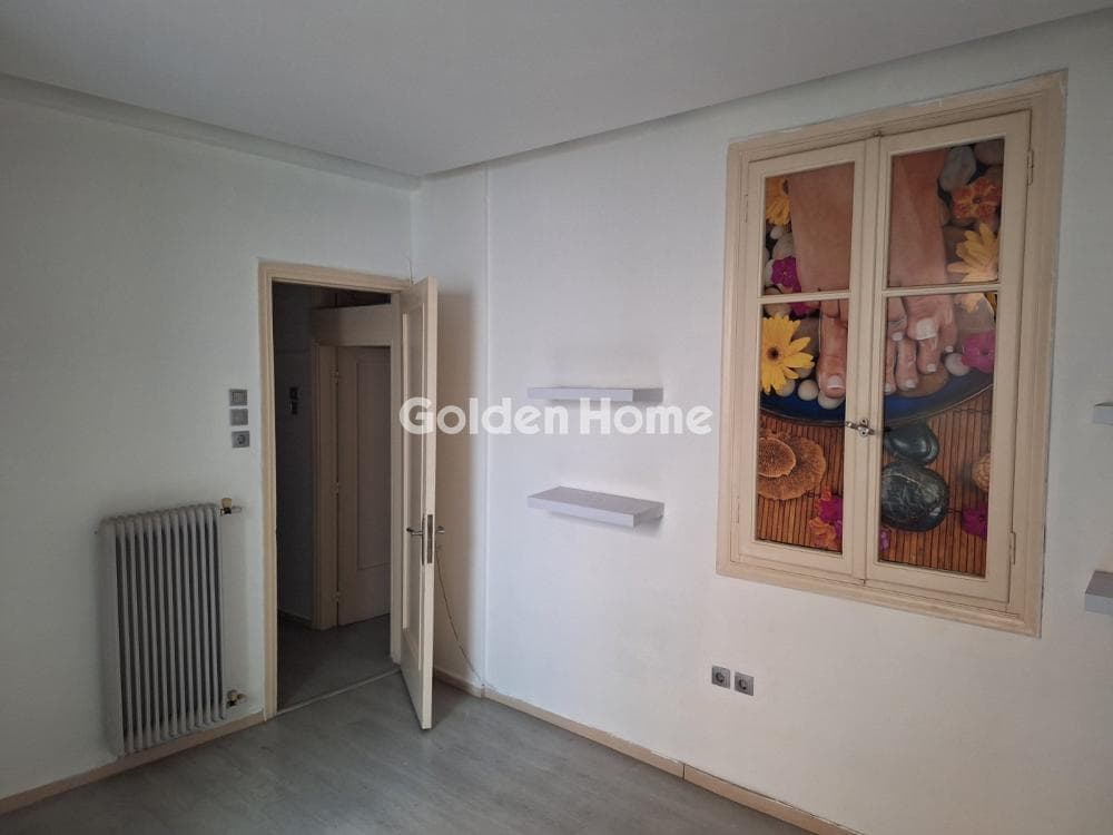 Apartment in Strefi, Exarchia - Neapoli — Photo 3 of 10