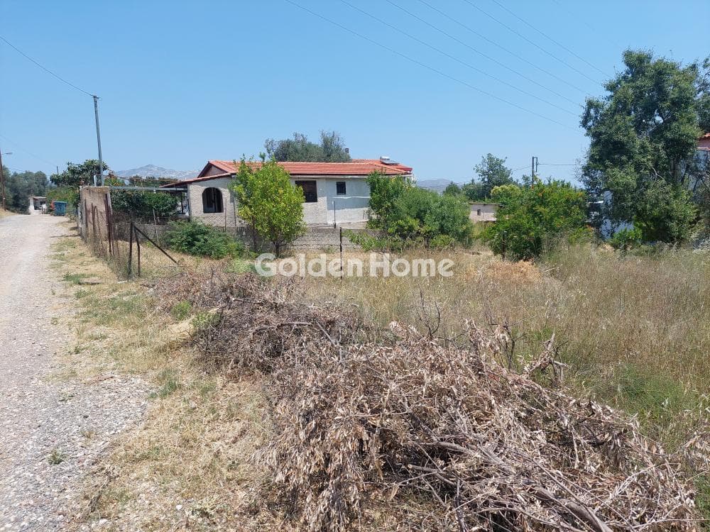 Building Plot in Centre, Glika Nera — Photo 1 of 4
